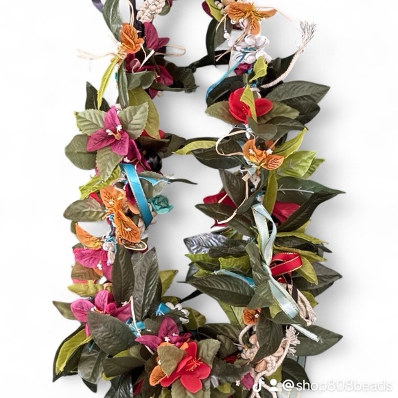 Meet your Posher, Amy, owner of 808BEADS x 808POSH - Picture 5 of 8